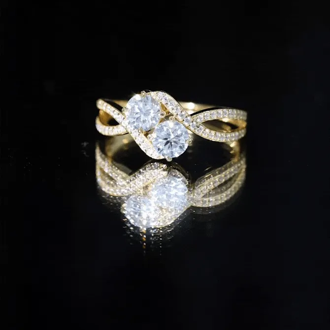 1.25 CT Moi et Toi Round Moissanite Bypass Two Stone Engagement Ring