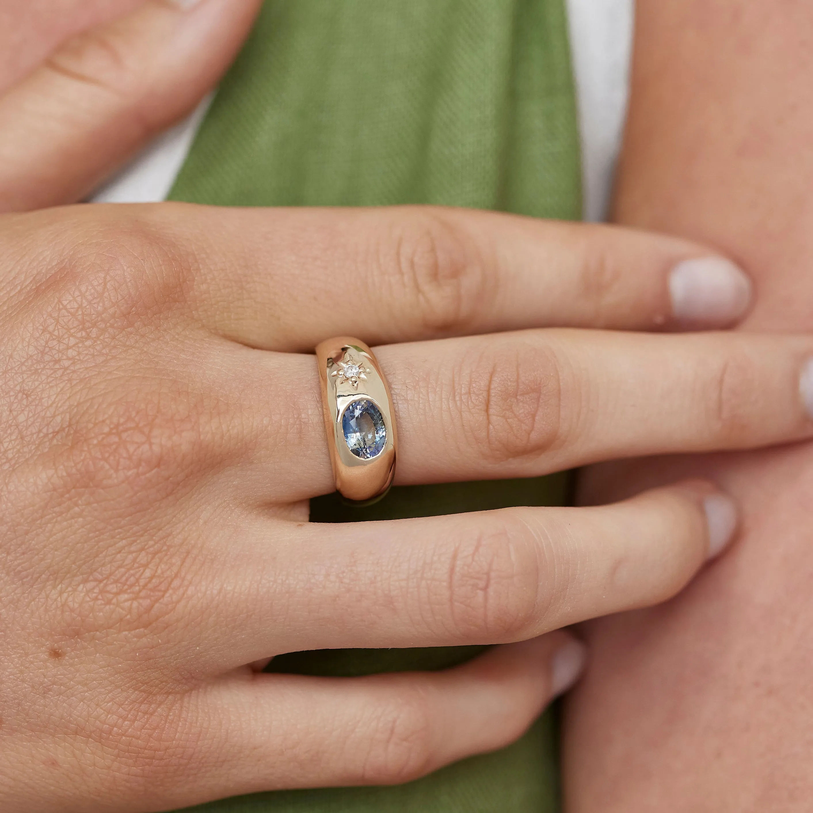 Aster 14K Yellow Gold Gypsy Band