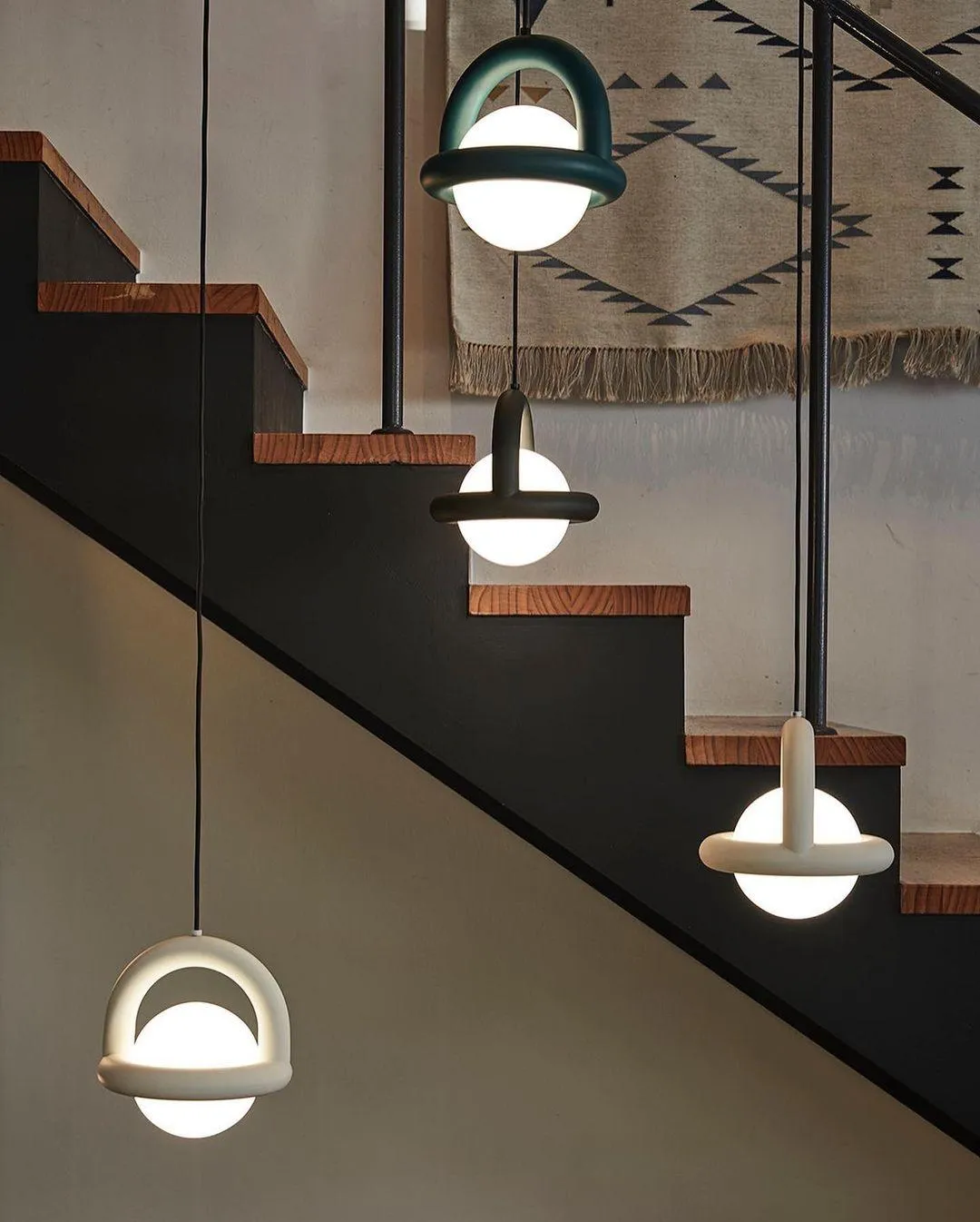Balloon Pendant Lamp 9″