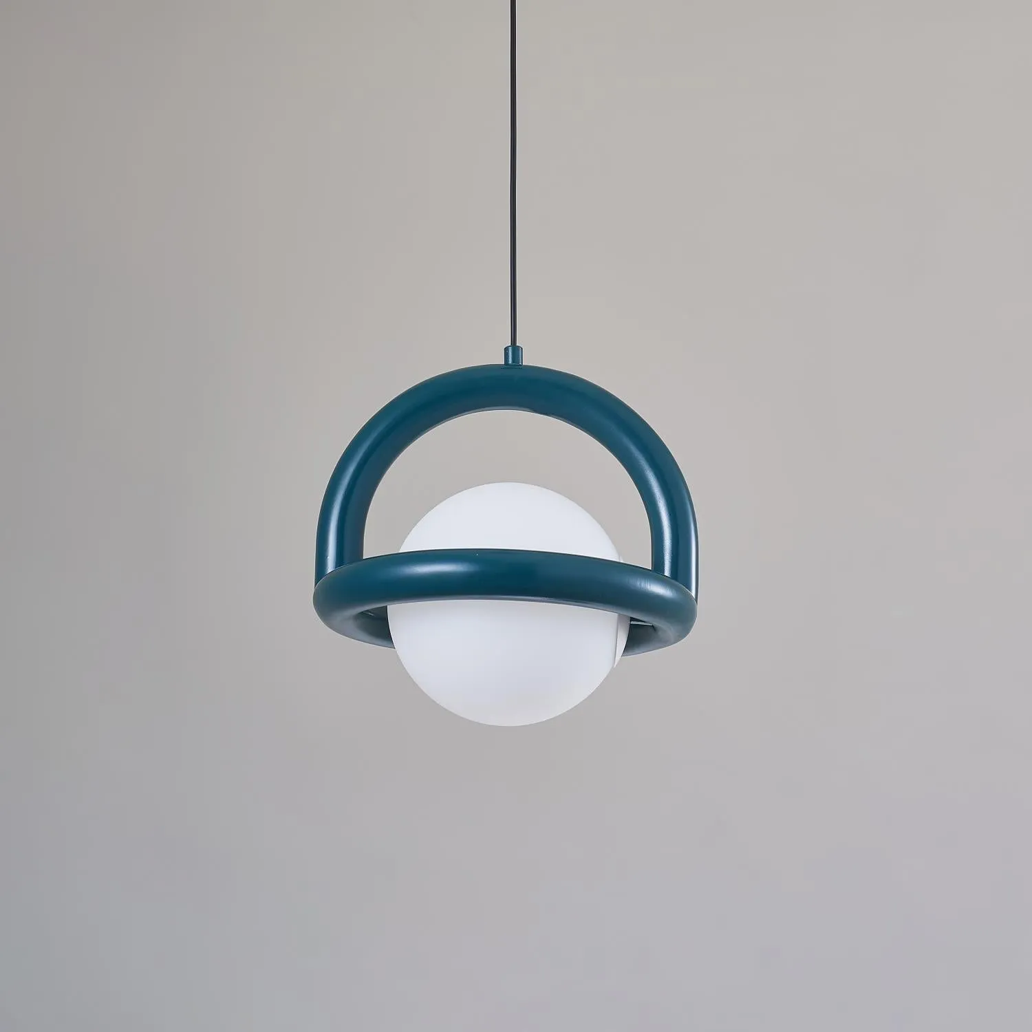 Balloon Pendant Lamp 9″