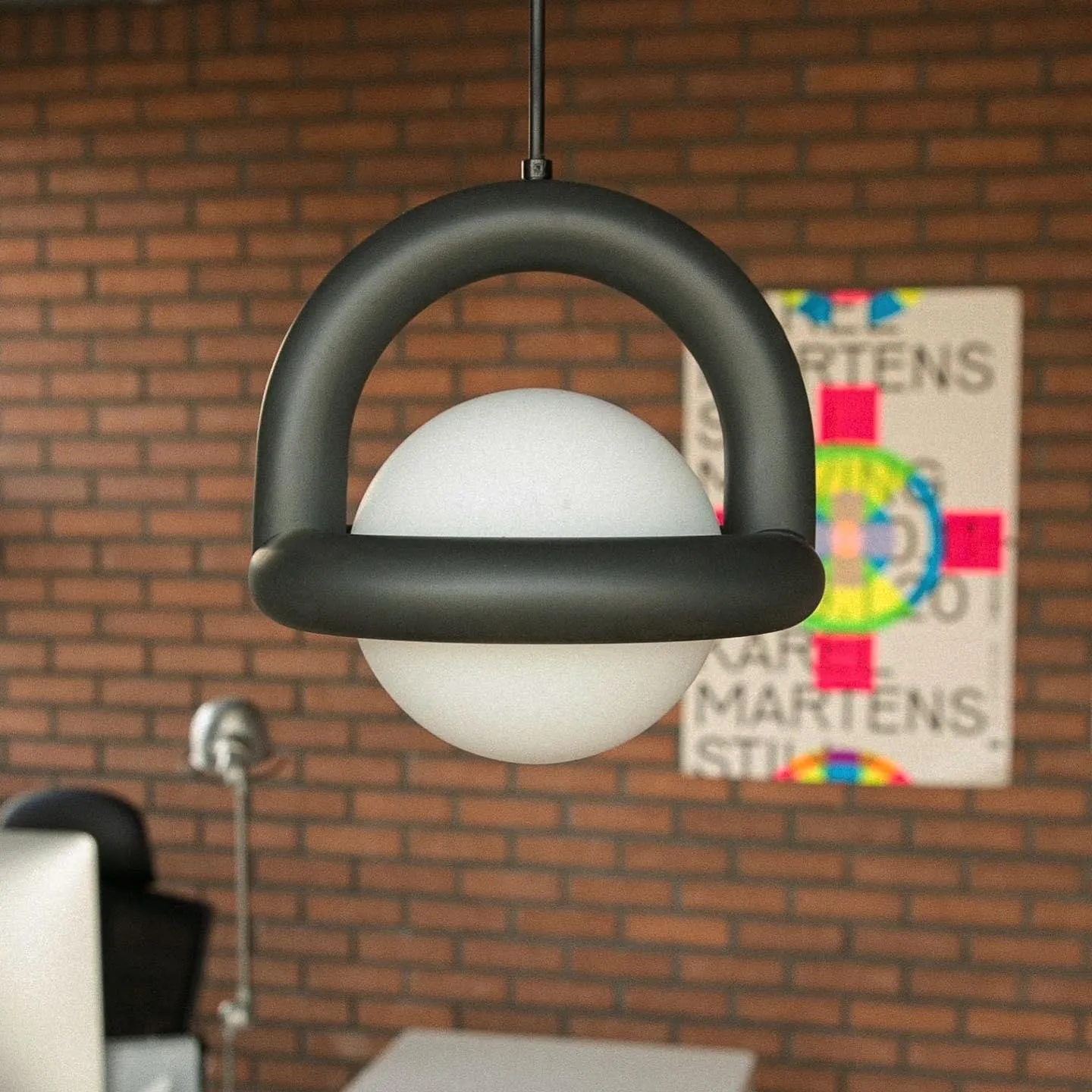 Balloon Pendant Lamp 9″