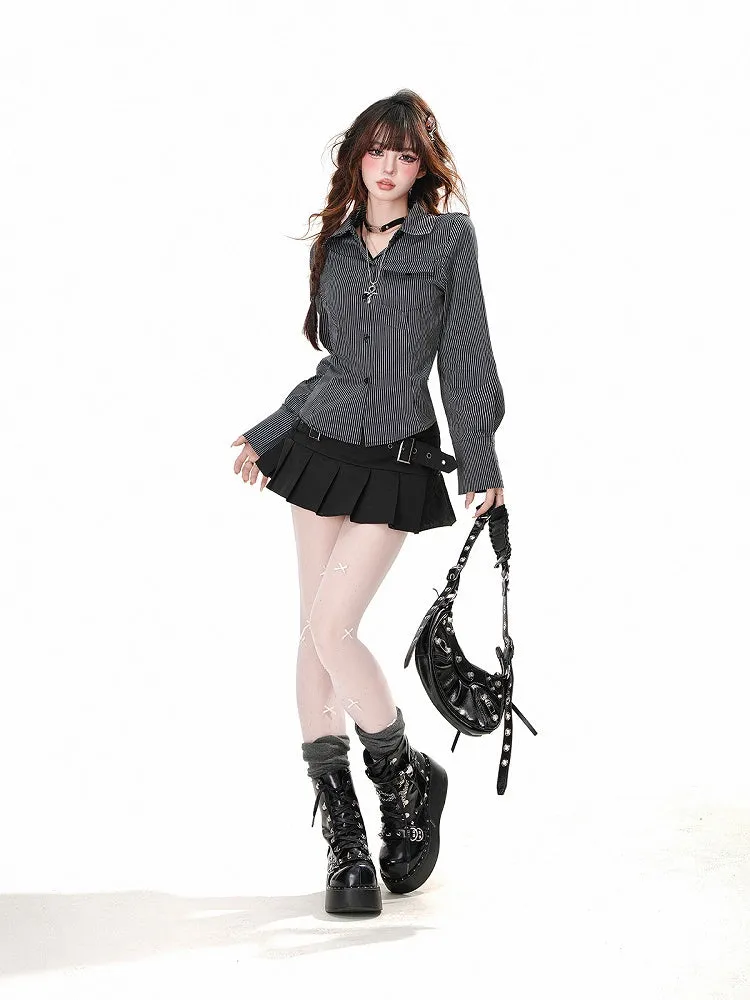 Black Stripes/White Lace Patches Back Slim-fitting Shirt