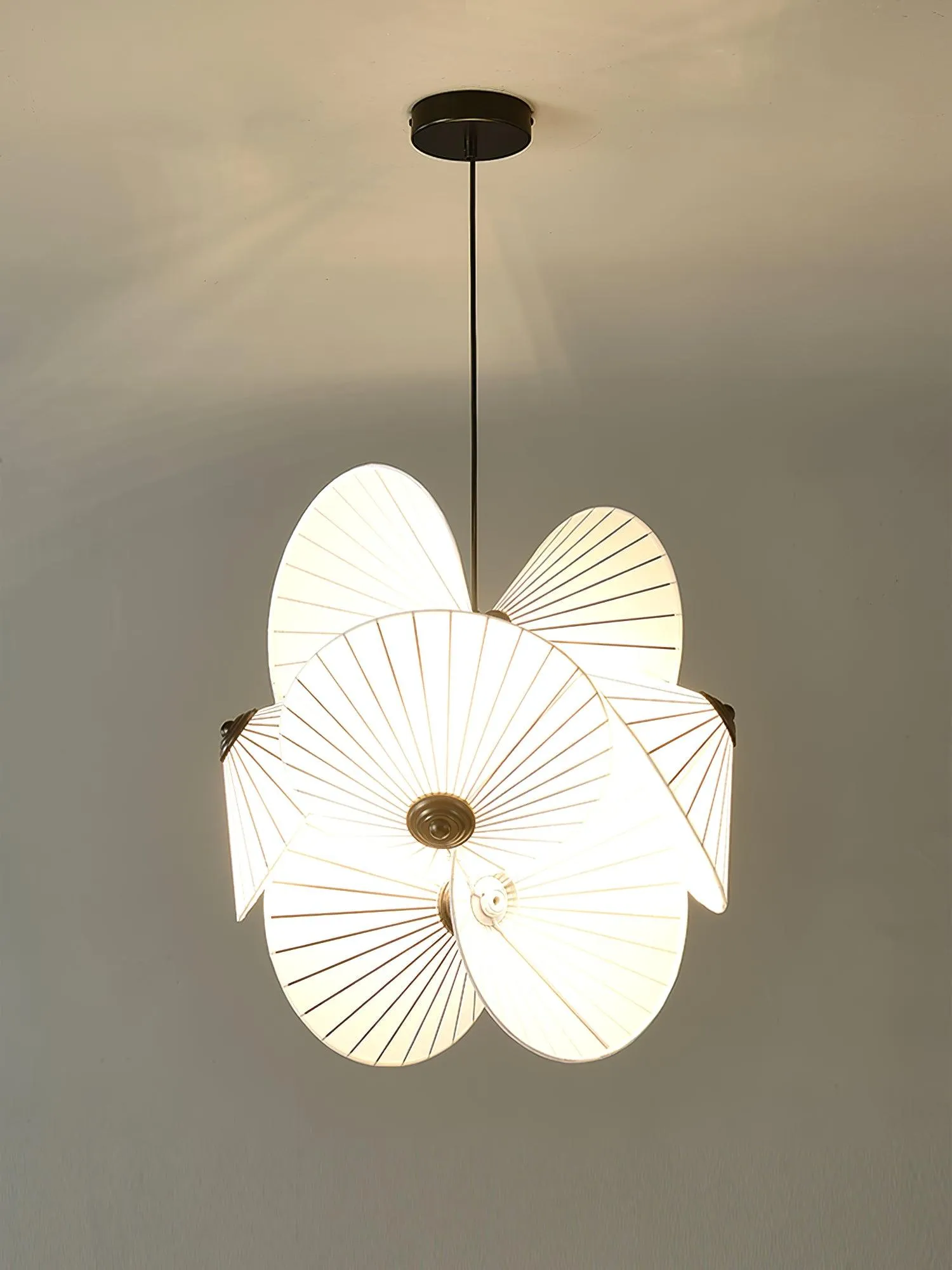 Cory Scalloped Pendant Light