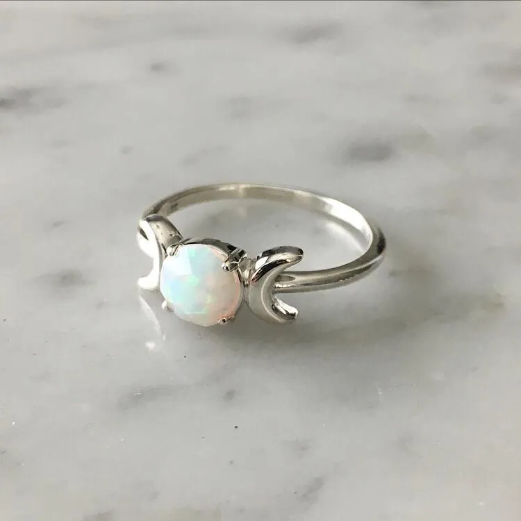 Glowing Darkness Ring