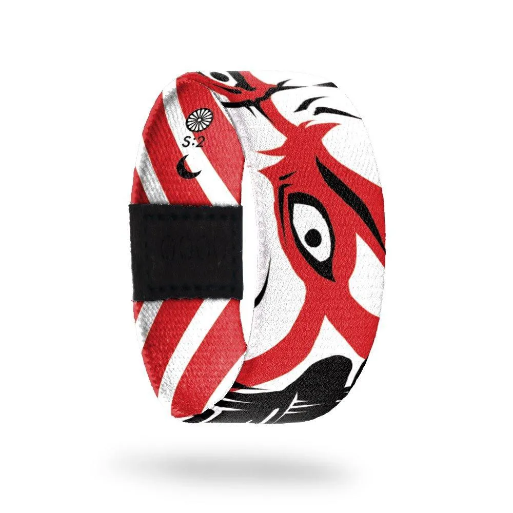 Kabuki-Moonstone & Pin Pack