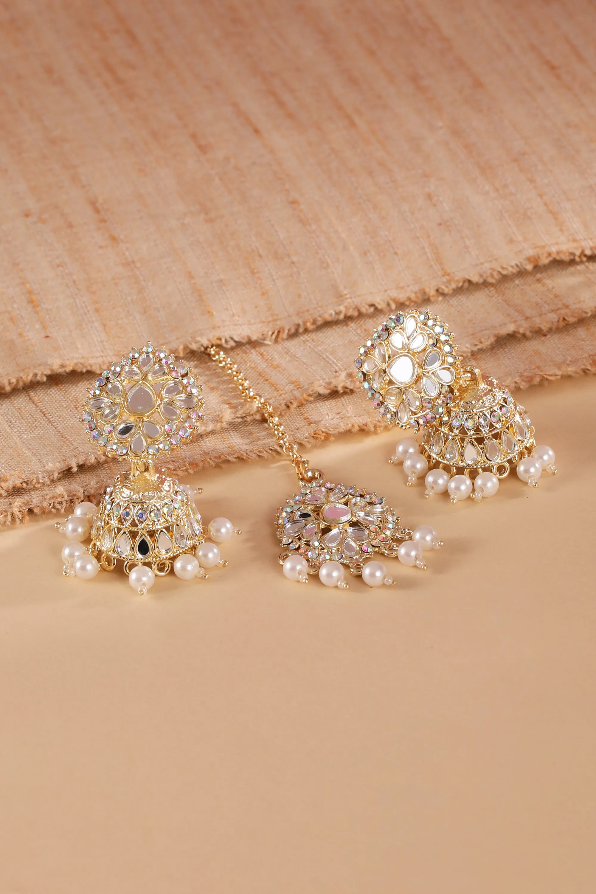Pearlfect Chaand Taara Maang Teeka with Earrings