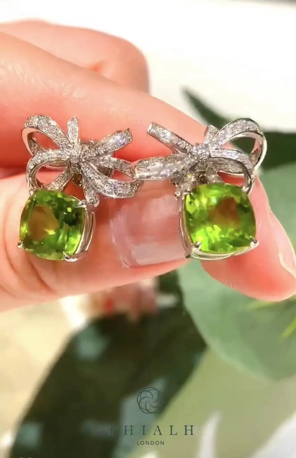 Peridot And Diamond Earrings (Accept Pre-order)