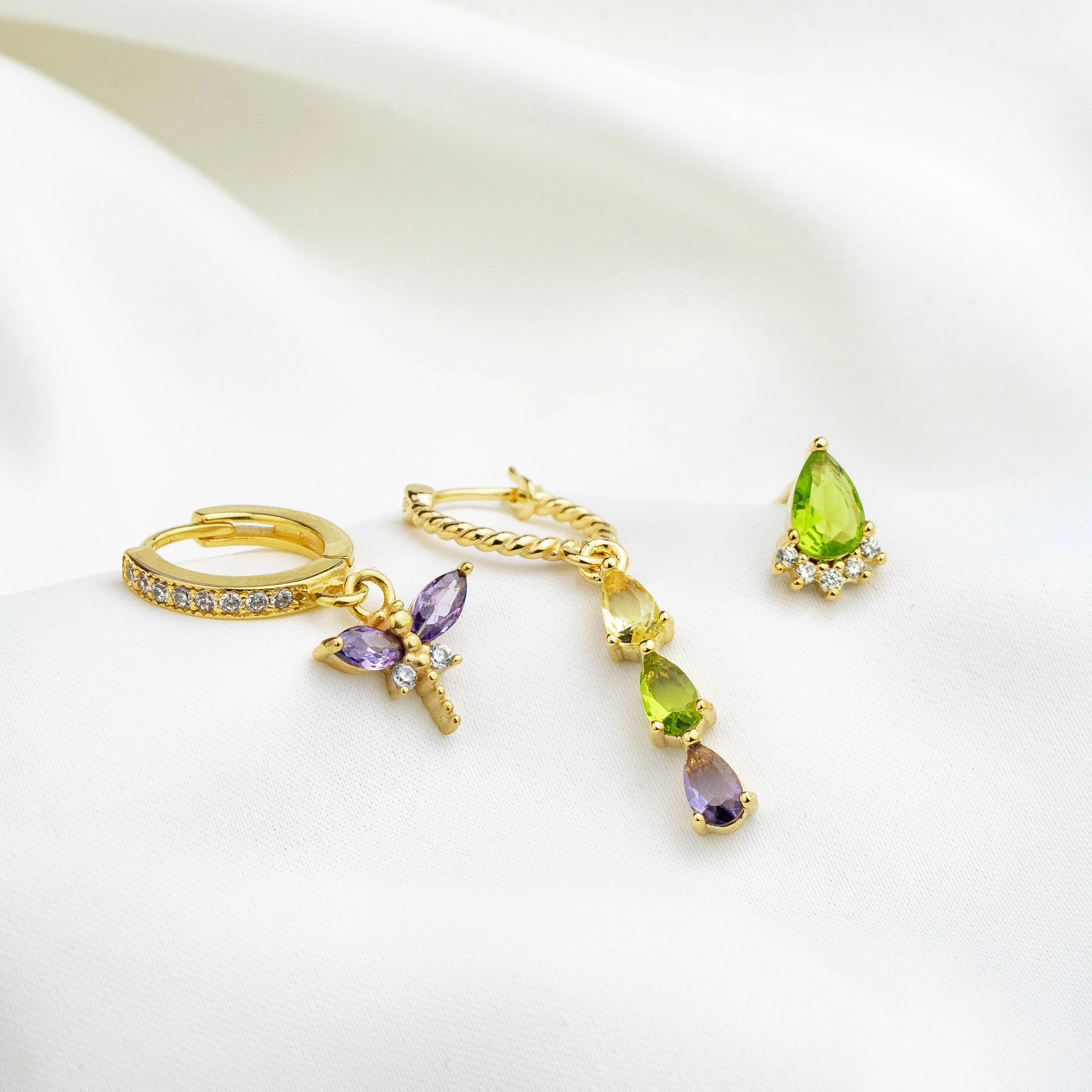 Peridot Sparkling Drop Stud