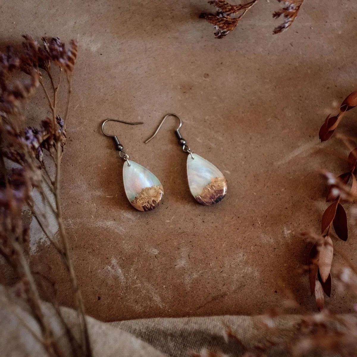 Rainbow Sky | opal earrings [raindrop]