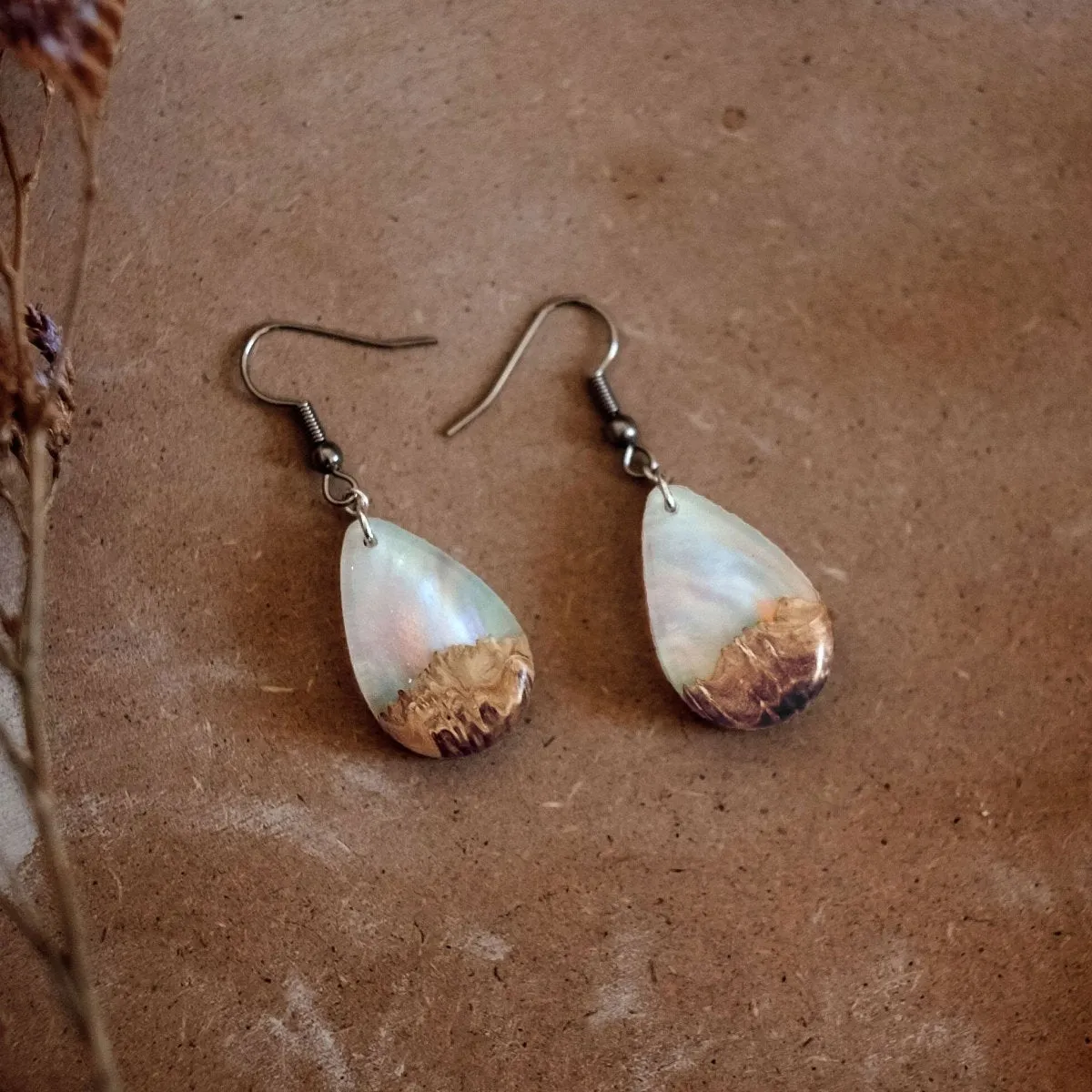 Rainbow Sky | opal earrings [raindrop]