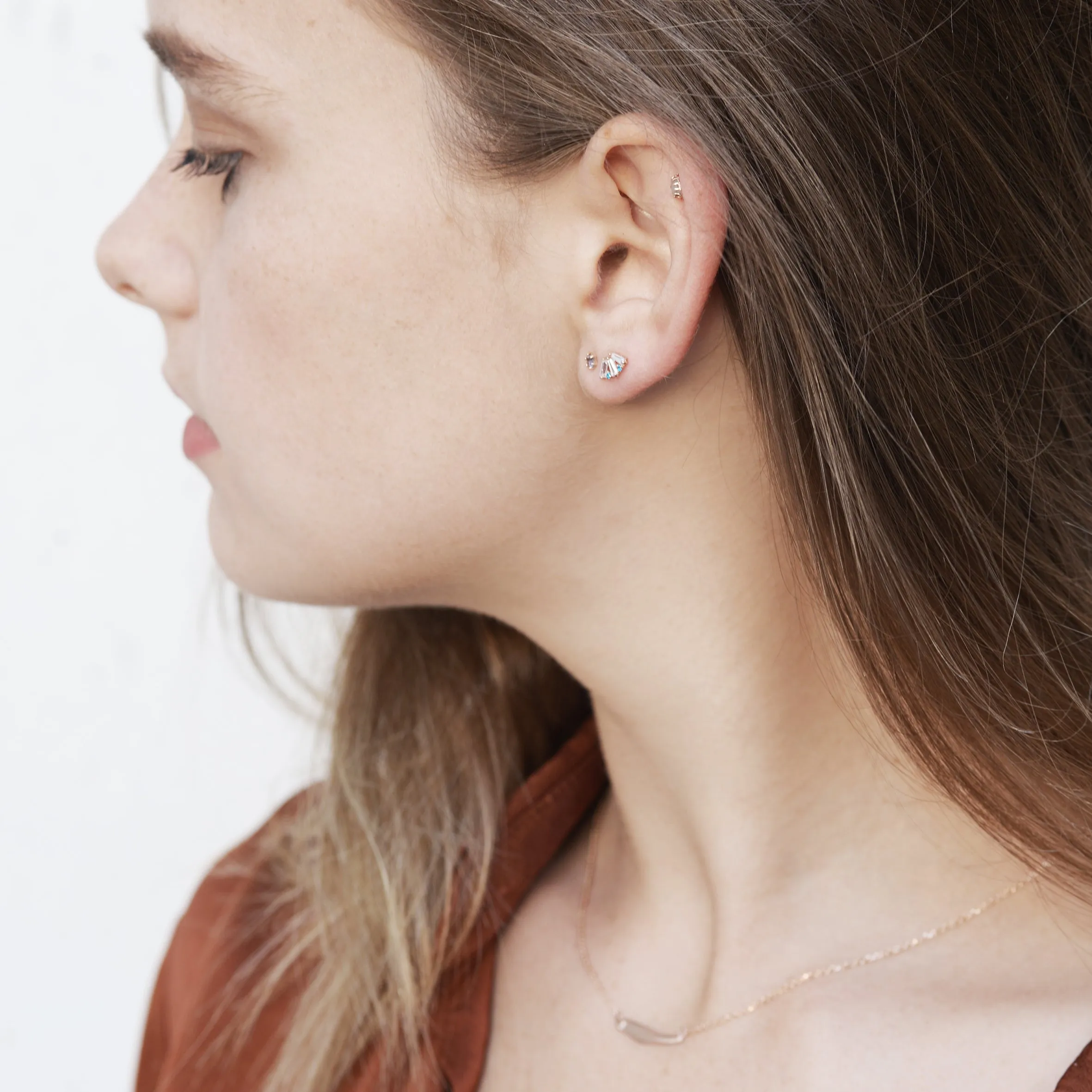 Stardust stud Earring (medium/ single) - 14K/ 18K Gold
