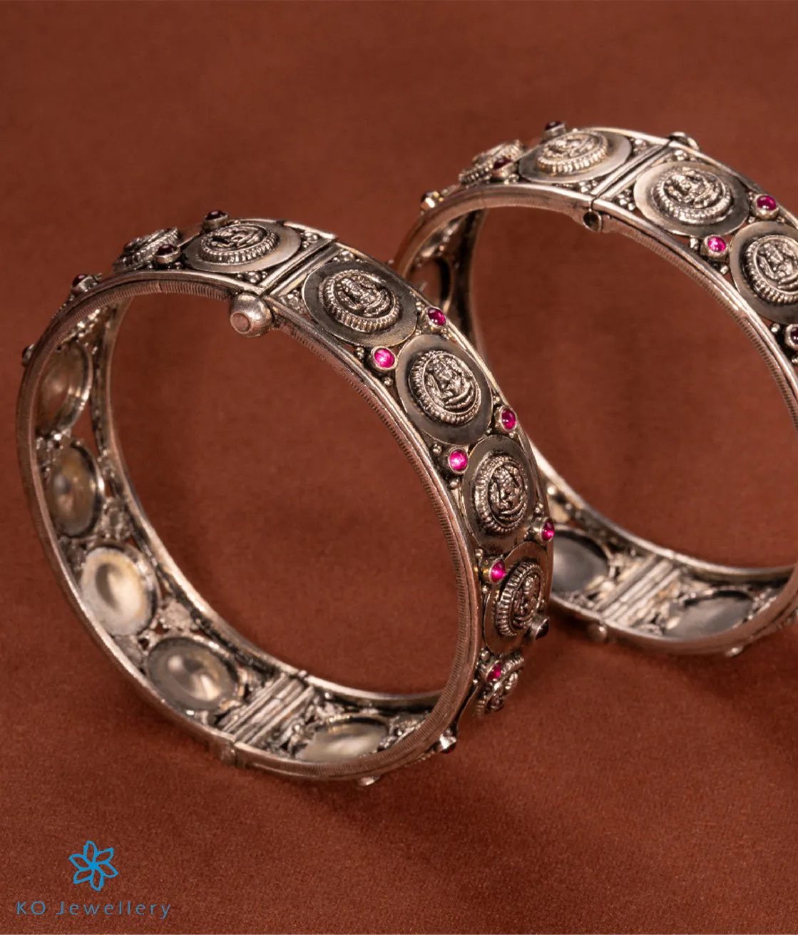 The Silver Lakshmi Coin Openable Kada Bracelet (Oxidised/Size 2.2/2.6/2.8)