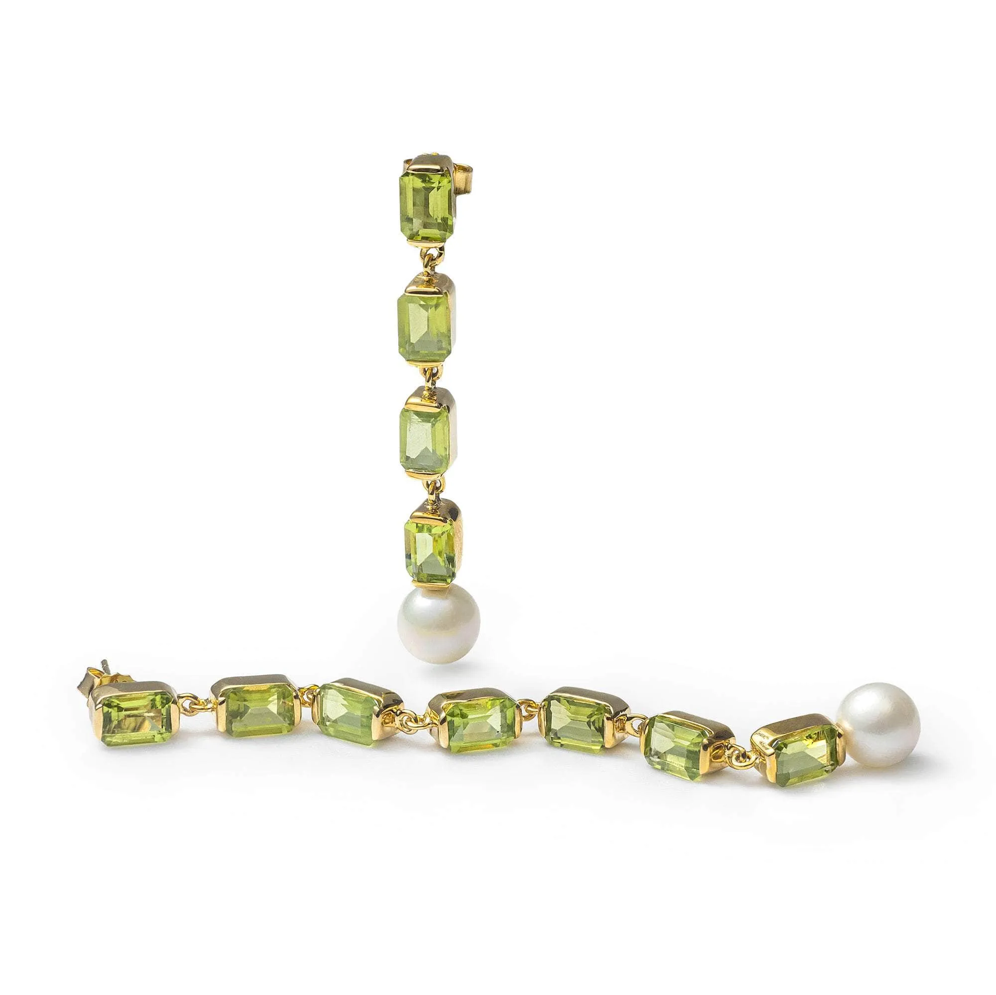 Vera Peridot and White Pearl Earrings