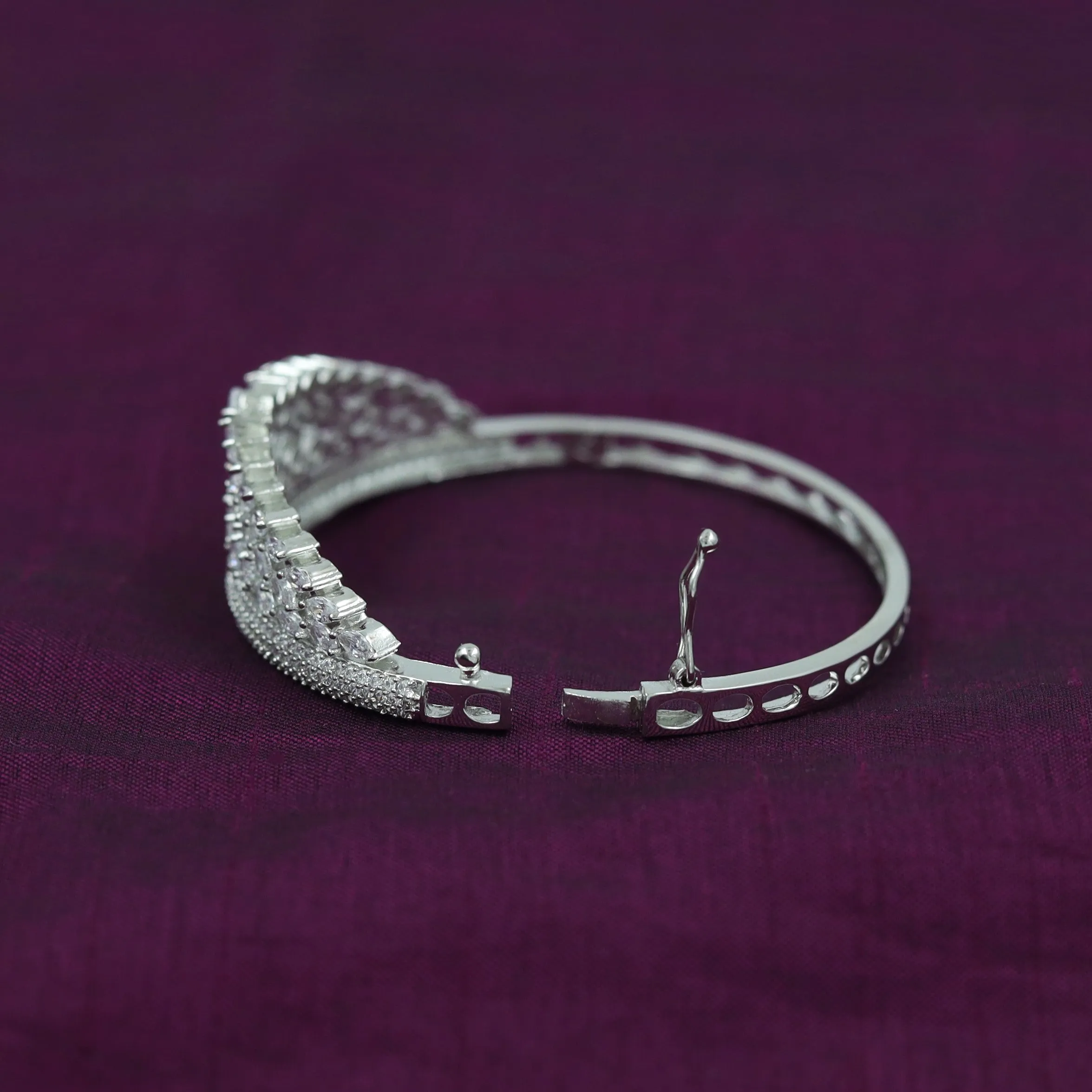 Zircon/AD Bracelet 16924-08